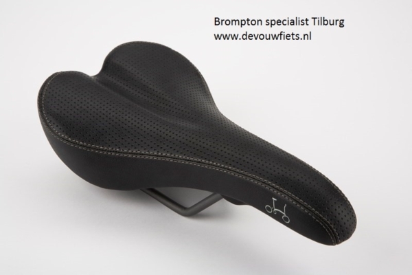 Brompton zadel zonder pentaclip zwart met mogelijkheid achterlicht